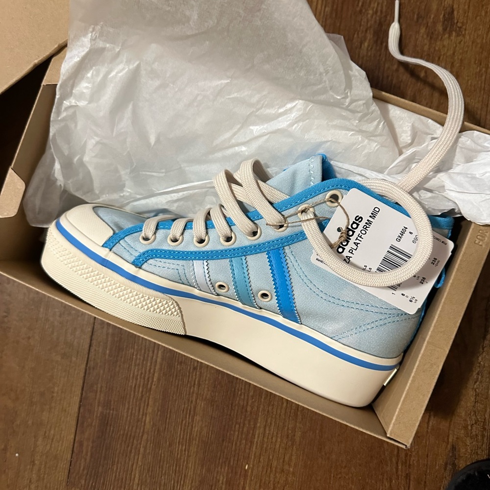 Adidas nizza platform sneakers